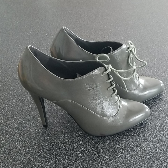 Aldo Women's Booties Size 7.5 Grey Lace Up Leather - Picture 7 of 7